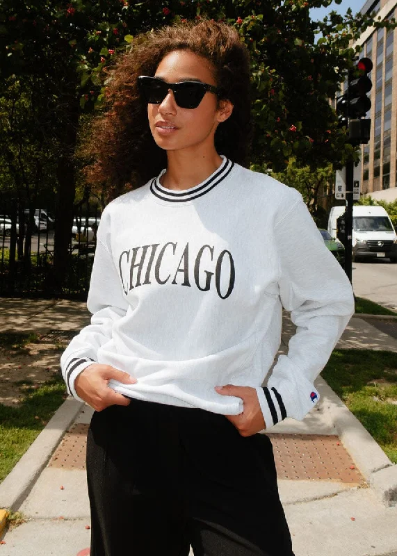 hoodie for urban style -Chicago Champion Striped Rib Crewneck - Black