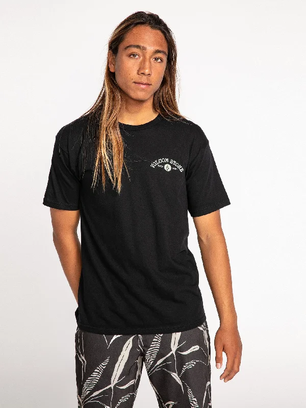 short sleeve top for hot summer days -Darcher Short Sleeve Tee - Black