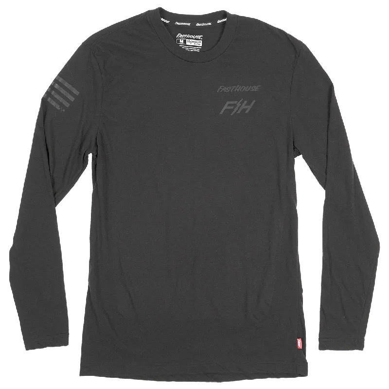 athletic short sleeve shirt for running -Men's Blend Long Sleeve Tech Tee