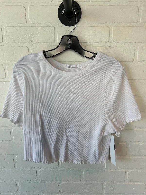 casual short sleeve t-shirt for hanging out -Top Short Sleeve Basic By Hanes In White, Size: 2x