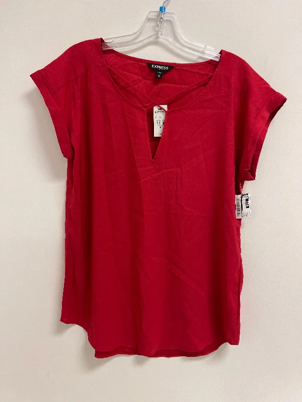 short sleeve shirt for the gym and workout -Top Short Sleeve By Express In Red, Size: M