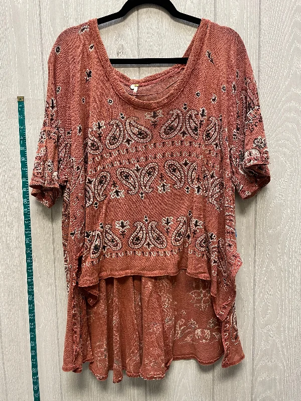 short sleeve top for hot summer days -Top Short Sleeve By Free People In Multi-colored, Size: L