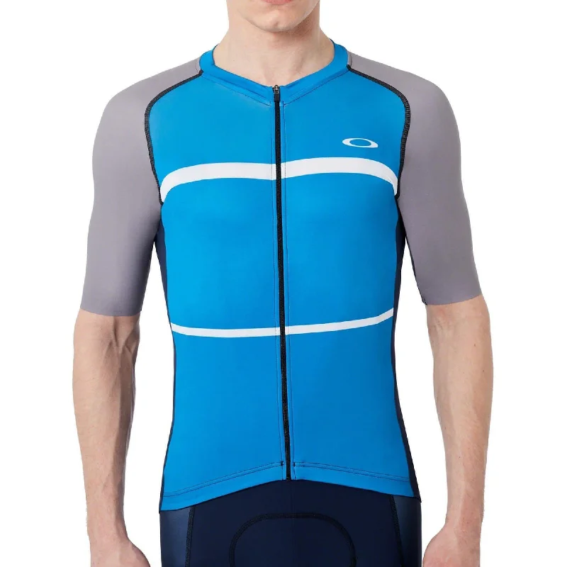 comfortable fit short sleeve workout t-shirt -Oakley Colourblock Short Sleeve Mens Cycling Jersey - Blue