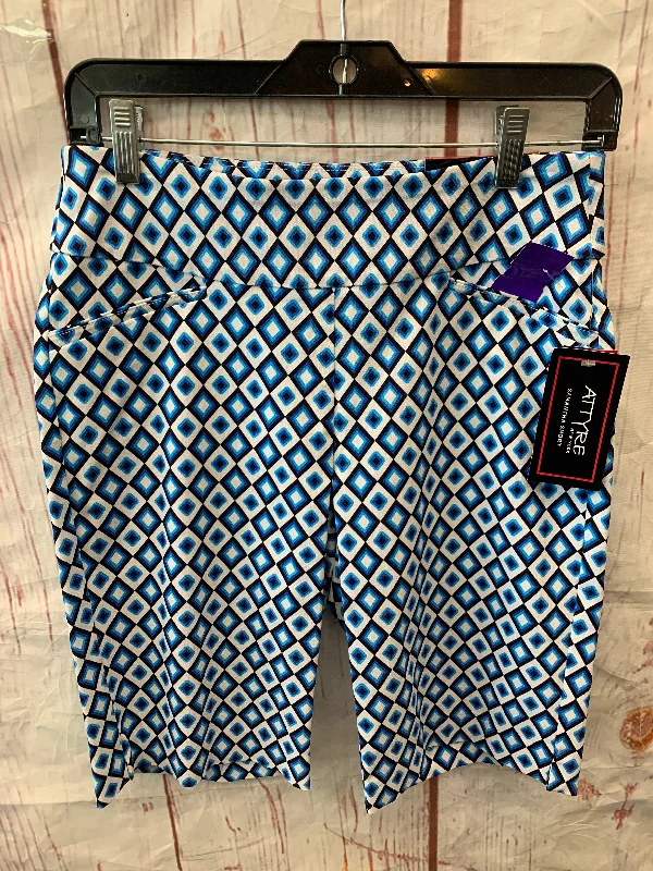 stylish pants for weekend wear -Blue White Shorts Attyre, Size 2