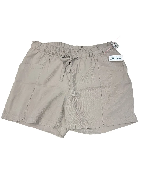 chic pants with pleats -Taupe Shorts Old Navy, Size 10